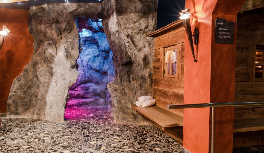 Vitalhotel Dosses Santa Cristina Val Gardena Kültér fotó